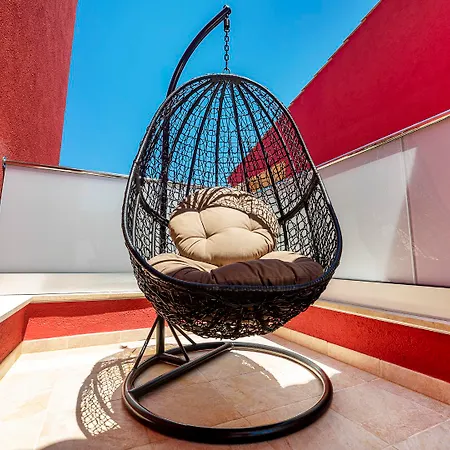 Paradise Residencial Aparthotel 4*