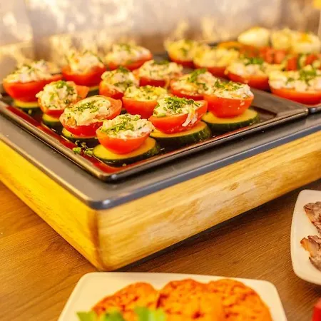 Paradise Residencial Aparthotel 4*