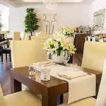Aparthotel Paradise Residencial 4*