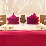 Paradise Residencial Apart&suites شقة فندقية كالا راتخاذا