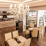 Aparthotel Paradise Residencial