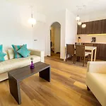 Paradise Residencial Apart&suites كالا راتخاذا