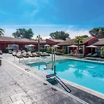 Paradise Residencial Apart&suites شقة فندقية 4*