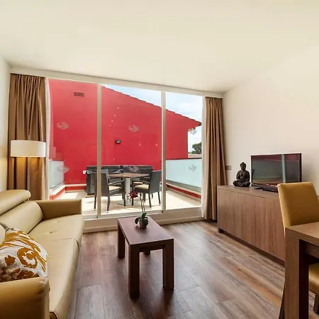 Paradise Residencial Aparthotel