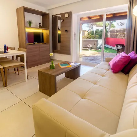 Hotel apartamentowy Paradise Residencial