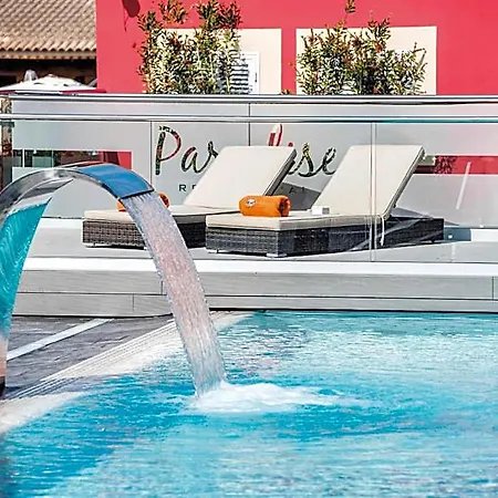 شقة فندقية Paradise Residencial Apart&suites كالا راتخاذا