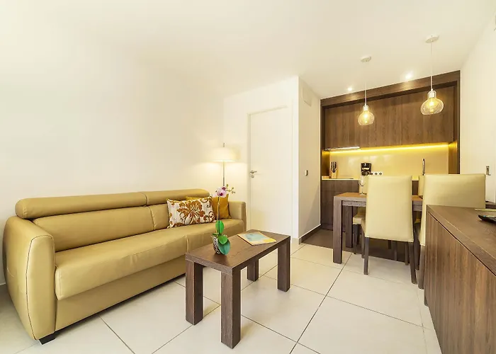 Apartahotel Paradise Residencial