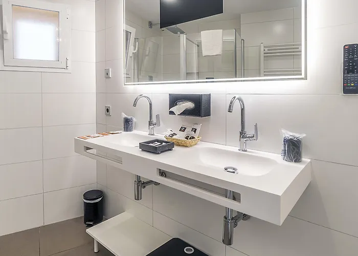 Апарт-готель Paradise Residencial Кала-Ратхада