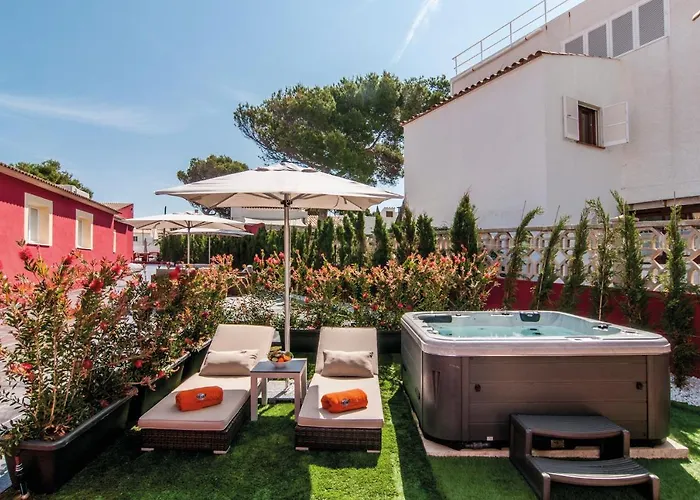 Paradise Residencial 4*